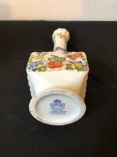 Load image into Gallery viewer, Aynsley Cottage Garden Fine English Bone China Vase