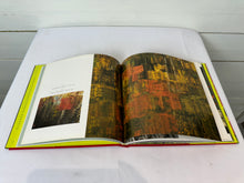 Load image into Gallery viewer, An Eye for Beauty by Evelyn Lauder