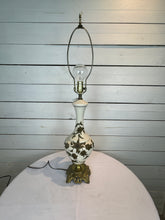 Load image into Gallery viewer, Vintage 1970s Table or Desk Lamp