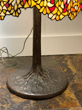 Load image into Gallery viewer, Vintage Tiffany Style Stained Glass Desk or Table Lamp