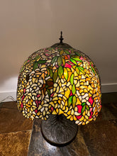 Load image into Gallery viewer, Vintage Tiffany Style Stained Glass Desk or Table Lamp