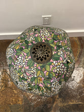 Load image into Gallery viewer, Vintage Tiffany Style Stained Glass Desk or Table Lamp