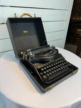 Load image into Gallery viewer, Antique 1934 Remington for Underwood Noiseless Portable Typewriter Serial #651232