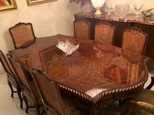 Load image into Gallery viewer, Traditional Lacquered Italian Dining Table Set