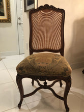 Load image into Gallery viewer, Traditional Lacquered Italian Dining Table Set