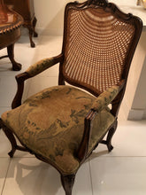 Load image into Gallery viewer, Traditional Lacquered Italian Dining Table Set