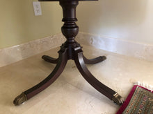 Load image into Gallery viewer, Antique Traditional Mahogany Drum Table