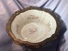 Load image into Gallery viewer, Vintage William Lowe 1895 Large Porcelain Planter