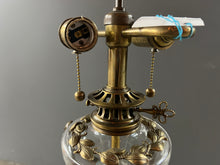 Load image into Gallery viewer, Vintage Lamp with Glass Bowl