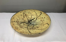 Load image into Gallery viewer, R. Pele (Ricardas Peleckas) Signed Art Glass Bowl