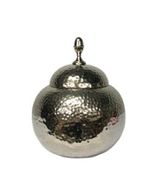 Load image into Gallery viewer, Hammered Metal Bowl with Lid