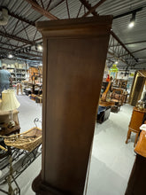 Load image into Gallery viewer, Traditional Vintage China Cabinet
