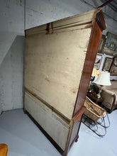 Load image into Gallery viewer, Traditional Vintage China Cabinet
