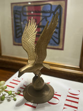 Load image into Gallery viewer, Vintage Brass Eagle in Flight Figurine
