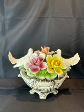 Load image into Gallery viewer, Vintage Capodimonte Hand Painted Porcelain Figurine Centerpiece with Two Doves and Flowers
