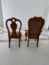 Load image into Gallery viewer, Thomasville Vintage British Gentry Burl Oak Dining Chairs - Set of 8
