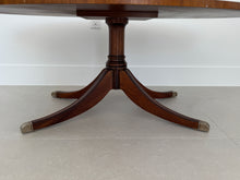 Load image into Gallery viewer, Vintage Ethan Allen Newport Collection Mahogany Oval Coffee Table
