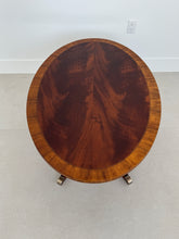 Load image into Gallery viewer, Vintage Ethan Allen Newport Collection Mahogany Oval Coffee Table
