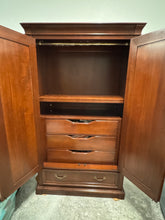 Load image into Gallery viewer, Vintage Ethan Allen Sable Medallion Armoire
