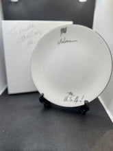 Load image into Gallery viewer, Vera Wang &quot;I Love the USA&quot; Collectors Plates by Wedgewood, Limited Edition
