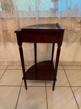 Load image into Gallery viewer, Vintage Bombay Co. Corner Accent Table
