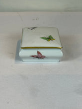 Load image into Gallery viewer, Limoges France Butterfly Collection Lidded Trinket Jewelry Box
