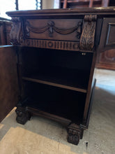 Load image into Gallery viewer, Seven Seas by Hooker Furniture Executive Leather Top Desk
