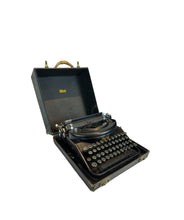 Load image into Gallery viewer, Antique 1934 Remington for Underwood Noiseless Portable Typewriter Serial #651232
