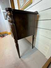 Load image into Gallery viewer, Vintage Hepplewhite Style Mahogany Sideboard/Buffet/Credenza
