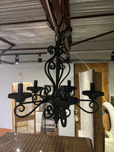 Load image into Gallery viewer, Farmhouse or Rustic Chandelier
