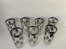 Load image into Gallery viewer, Vintage Silver Circles Glassware Set
