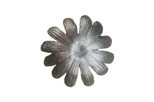 Load image into Gallery viewer, Daisy Decorative Bowl
